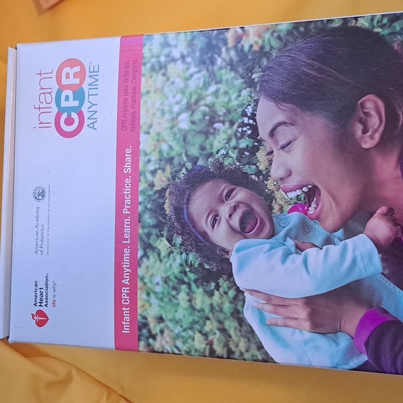 🏁Infant CPR doll - Picture 1 of 5